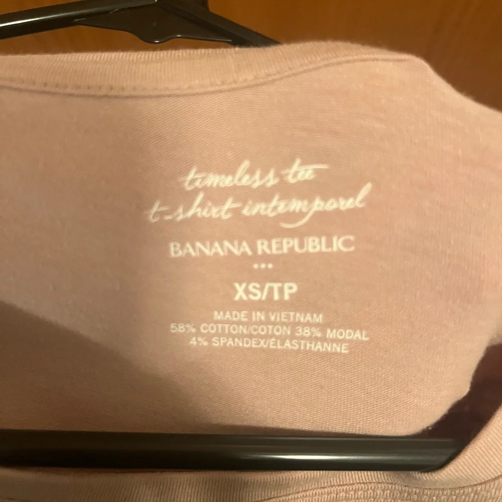 Banana Republic shirts, size XS - Picture 4 of 6